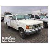 (DMV) 1990 Ford F-250 XL Utility Truck
