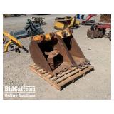 Assorted Buckets and Quick Hitch