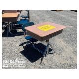 (10) Desks
