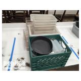 Plastics Tuns And Squeeze Bottles