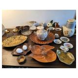 Tabletop Decor and Serving Pieces