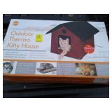 Thermo King Heated Kitty House