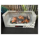 UT Models 1:18 Scale Model Porsche 911 GT2