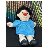 1995 Molly Doll The Big Comfy Couch