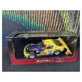 Auto Art 1:18 Scale Model Dodge Viper GTSR