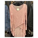 New Entro Boutique High Low Shirt Size S