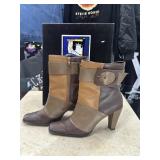 NYT by New York Transit Boots Size 6.5