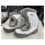 The North Face Boots Size 7