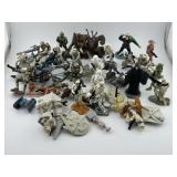 Large Lot of Star Wars Miniature Figures