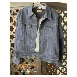 Levis Denim Jacket Size M