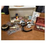 Selection of Vintage Collectibles, Jewelry and