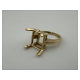 14K Gold Ring 6.11 Grams Size 6.5
