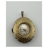Vintage Baroness 17 Jewels Watch Pendant