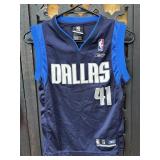 Reebok Dallas Mavericks Nowitzki Jersey