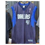Reebok Dallas Mavericks Nowitzki Jersey