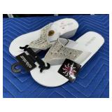 New Olivia Miller Sandals Size 8