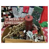Selection of Christmas Dï¿½cor