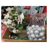 Selection of Christmas Dï¿½cor