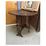 Vintage Dropleaf Parlor table