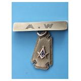 10/14 KARAT GOLD FREEMASON BAR PIN