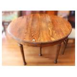 ANTIQUE OAK EXTENSION DINING TABLE