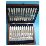 VICTORIAN DESSERT KNIVES & FORKS