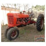 International Farmall H Tractor, Runs.