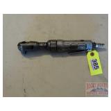 Central Pneumatic 273 1/2" Air Ratchet.