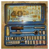 1/4" & 3/8" SAE & Metric Socket Set.
