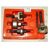 4 Snap-On Pulley Pullers.