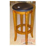 30' Swivel Bar Stool W/ Leather Upholstery. 30' Swivel Bar Stool W/ Leather Upholstery.