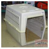 Large Animal Kennel, NO Bolts. 24X21X31