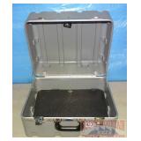 Jenson Hard Sided Travel Case. 12X18X16 Jenson Hard Sided Travel Case. 12X18X16