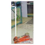 Black Hawk 2 Ton Hydraulic Floor Jack Black Hawk 2 Ton Hydraulic Floor Jack