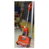 Toro Gas Powered Power Shovel. Toro Gas Powered Power Shovel.