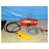 Northern Industrial Electric Chain Hoist. Northern Industrial Electric Chain Hoist.