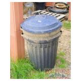 2 Trash Cans & 1 Lid. 2 Trash Cans & 1 Lid.