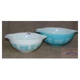 2 Vintage Pyrex Dutch Amish Butterprint Bowls.