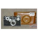 Vintage Argus Rangefinder 35mm Camera W/ Case.