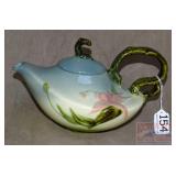 Hull Woodland High Gloss Tea Pot.