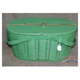 Rare, Vintage Hawkeye Refrigerated Picnic Basket.