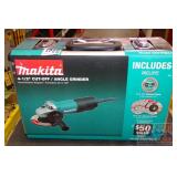 Makita 4 1/2" Cut off angle grinder in case