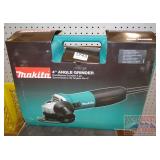 Makita 4" Angle Grinder in carry case