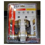 New Kwikset Keyed Entry & Deadbolt Set.