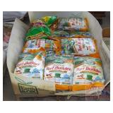 23-13.35# Scotts Turf Builder & 1 Bag Potting Mix