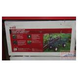 New in Box, Bond 2-In-1 Garden Cart. 21"X37.5"X20"