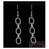 Montana Silversmiths Triple Oval Link Earrings.