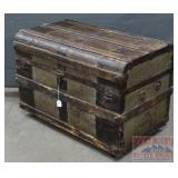 Fantastic Vintage Wood & Metal Trunk.