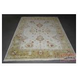 100% Wool Persian Style Rug, 9'9'X8'1'.