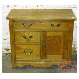 Vintage 3 Drawer, 1 Door Commode.